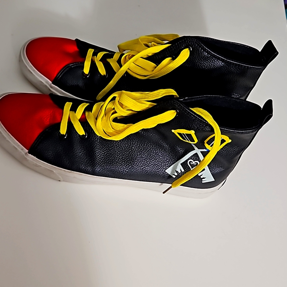 Disney Kingdom Hearts Sora Shoes from Hot Topic Size 10